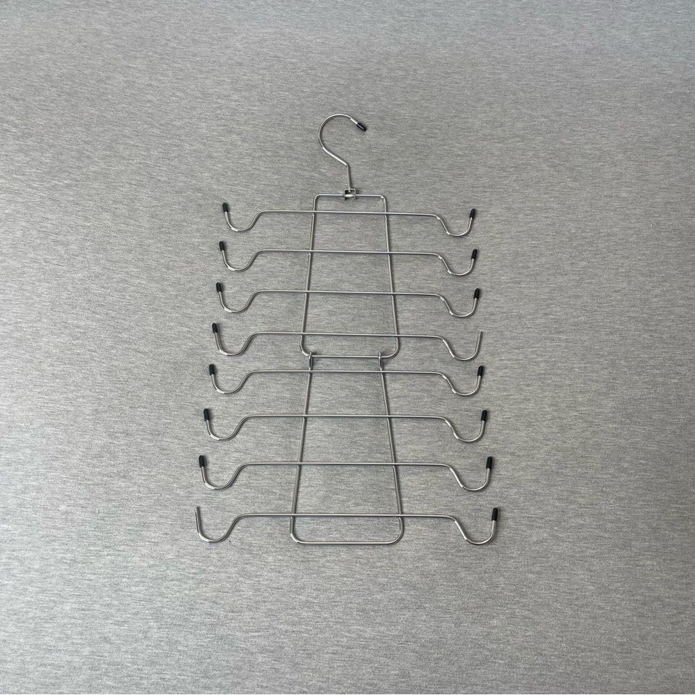 Ideal Life Silver Metal Tank Top Organizer Closet Hanger